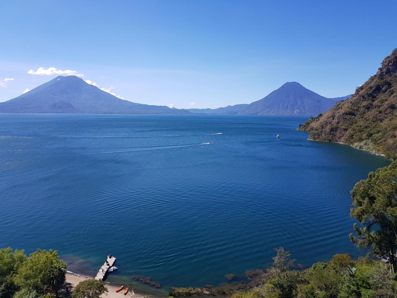 The Paradise Of Atitlan Suites - Free Breakfast Supplies Панахачель Екстер'єр фото